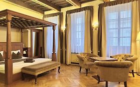 Traditional Prague Apartment